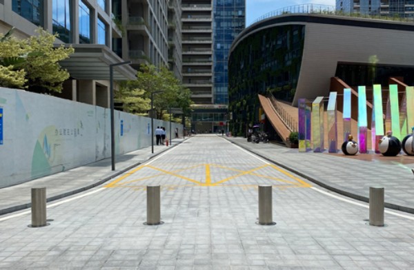 Upark automatic bollard are rising now- case show