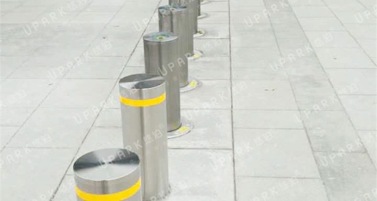 bollard