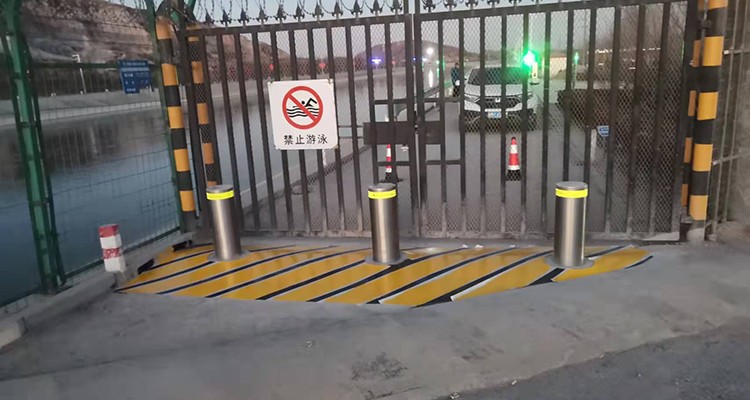 bollard