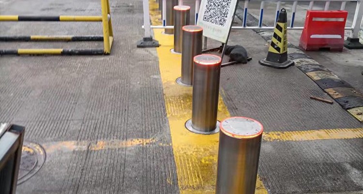 bollard