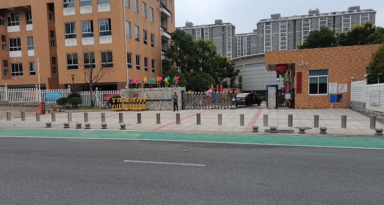 bollard
