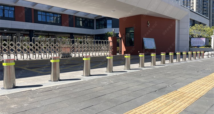 bollard