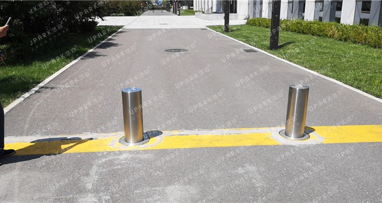 bollard