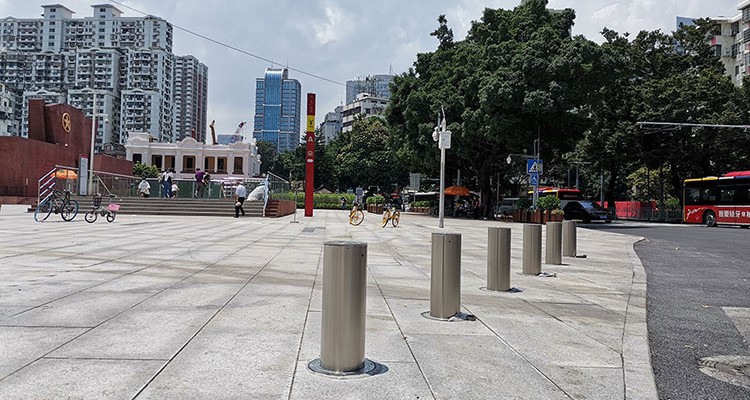 bollard