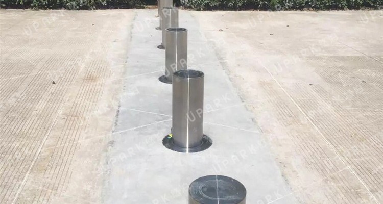 bollard