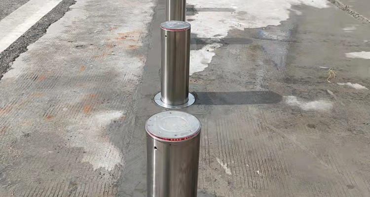 bollard
