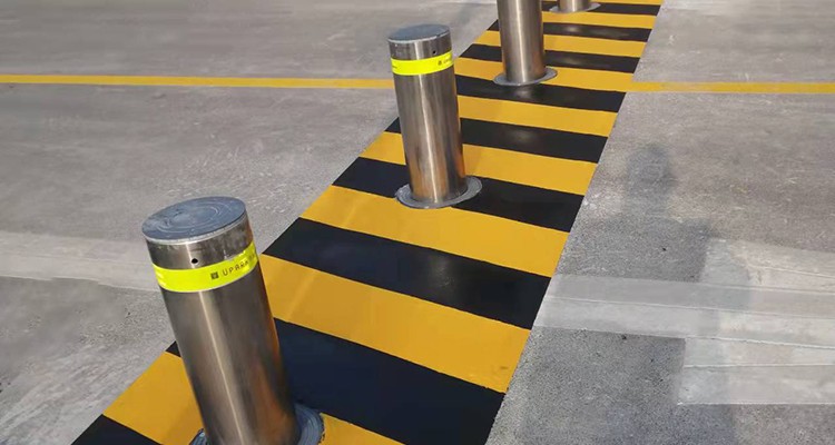 bollard