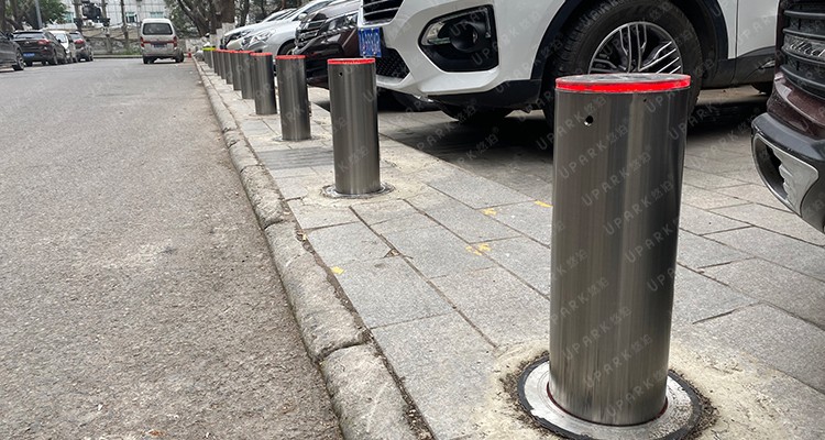 bollard