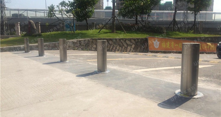 bollard