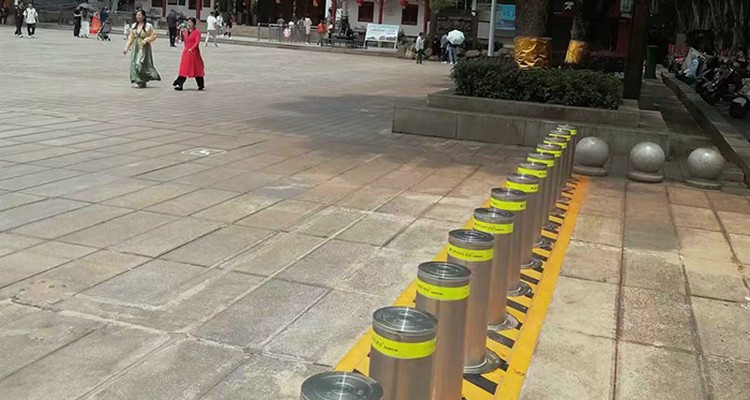 bollard