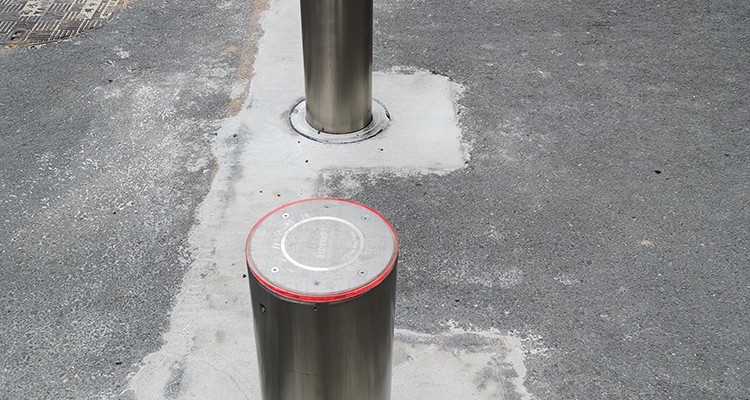 bollard