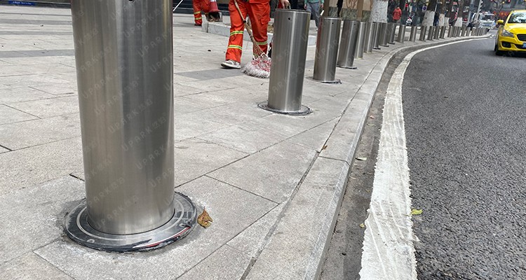bollard