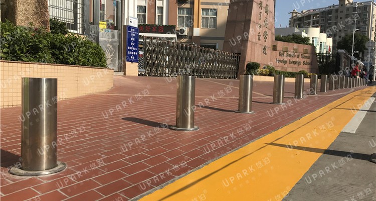 bollard