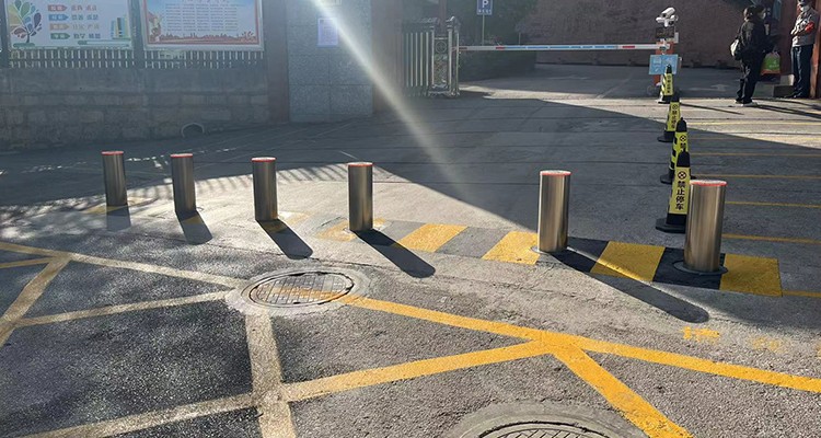 bollard