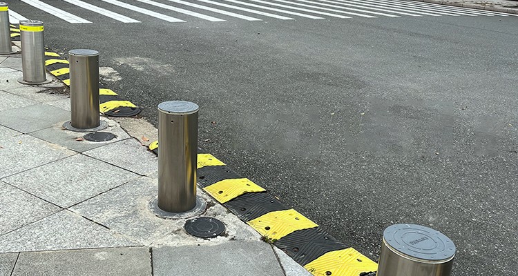 bollard