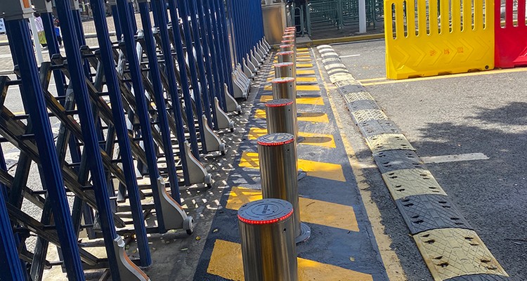 bollard