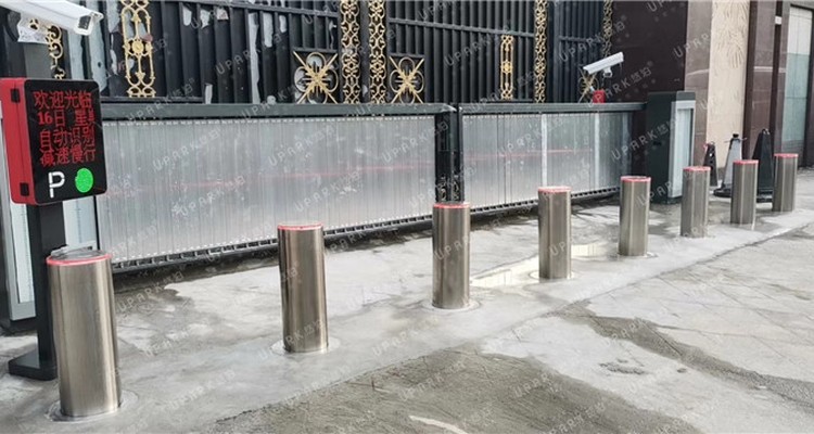 bollard