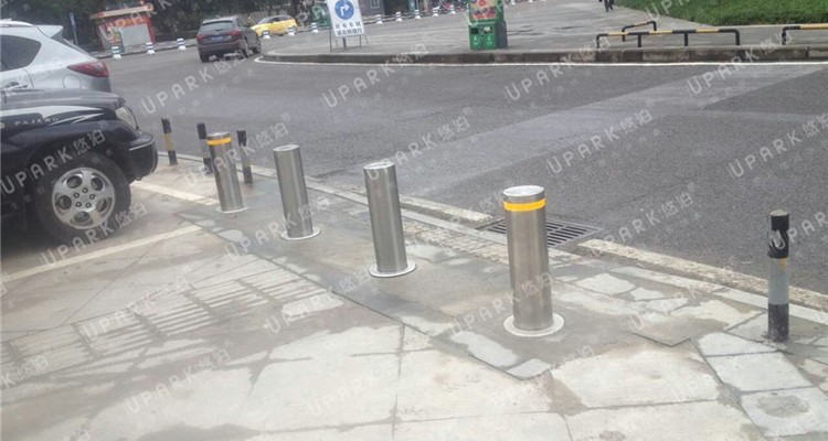 bollard