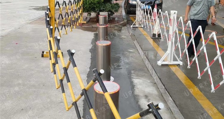 bollard