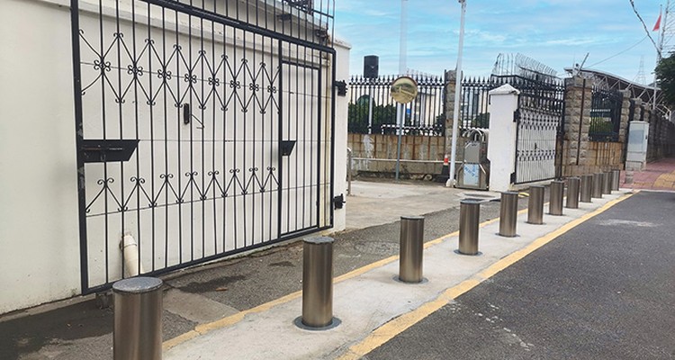 bollard