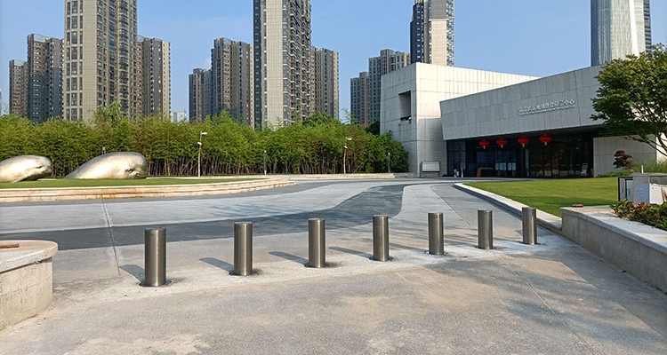 bollard
