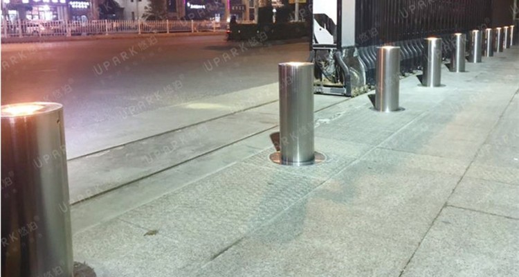 bollard