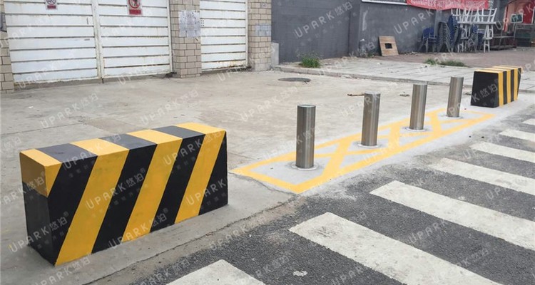 bollard