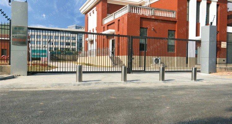 bollard
