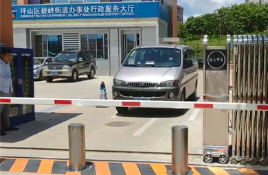 Automatic Bollards Israel: Luxury Villa Security for Tel Aviv and Caesarea Estates