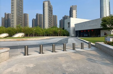 The Complete Guide to Selecting a 120mm Automatic Bollard for Parking Management