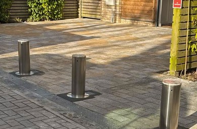 Manual Bollards: The Practical Choice When You Need Flexibility Without the Complexity
