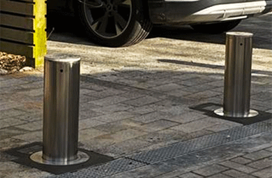 Why Battery security Bollards are the ideal solution for protecting your private garage？