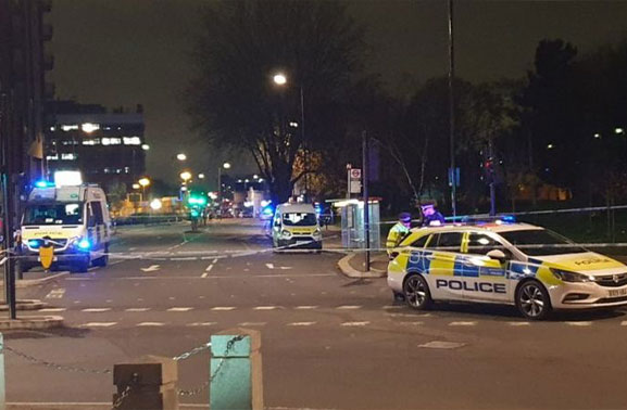 Breaking: a car crashed into a police station in north London