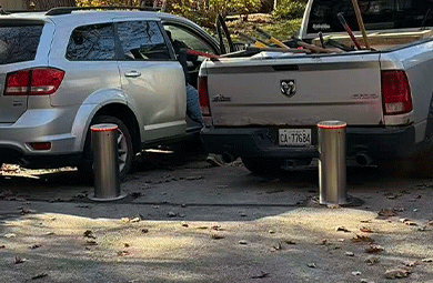 Core of Bollard Impact Resistance: Why UPARK Automatic Bollards Offer Superior Collision Protection?