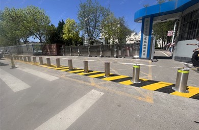 Hydraulic Integrated vs. Separate Unit Bollards: Which One Does Your Project Need?