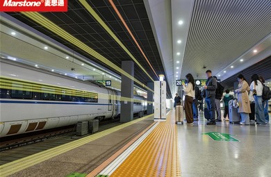 Automatic Platform Gates for BRT, Airport and Ferry Terminals