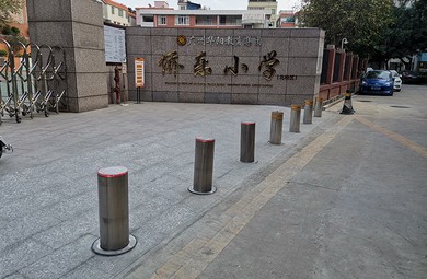 Anti-Vandalism Bollards: Protecting Storefronts, Plazas and Public Spaces