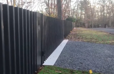 Why we install the retractable fencing gate for our house and Villa?