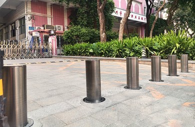36V vs 120V/240V Automatic Bollards: The Definitive Safety, Cost, and Engineering Guide