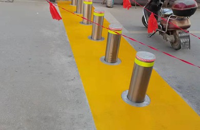 Bollards vs Mobile Barriers: When Permanent Protection Wins | UPARK