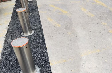 Automatic vs Manual Bollards: Why the Price Gap Is Closing in 2026
