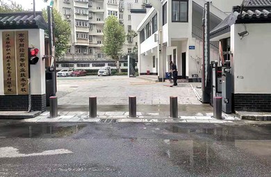 After-Impact Recovery: Bollard Repair vs Replacement Explained | UPARK
