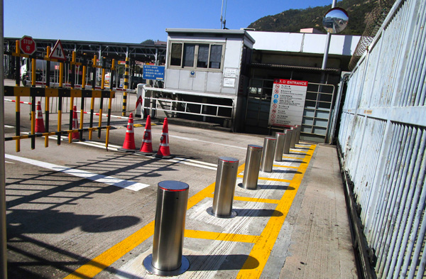 UPARK | Automatic bollards manufacturer | Best security bollards 