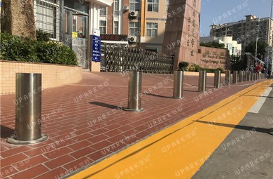 Bollard Selection Guide for High-Altitude and High-Latitude Cold Climate Installations