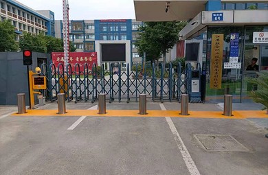 Automatic Bollards Luxembourg: Driveway Security for Luxury Villas and Diplomatic Residences