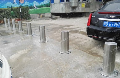 Automatic Bollards for Luxury Homes: Driveway Security for High-End Residential Properties